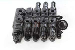 F12602082 by HYUNDAI CONSTRUCTION EQUIP. - CONTROL VALVE (4 SPOOL)