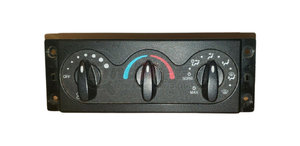 3827580C1 by NAVISTAR - INTERNATIONAL CONTROL HEATER HE