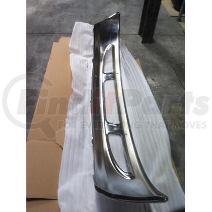 S23002-B by NAVISTAR - BUMPER,4000,42-4300,8600 CHROME (New Blemished)