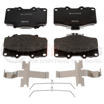 Raybestos MGD611CH Disc Brake Pad Set Raybestos R-Line Ceramic Brake Pad Set