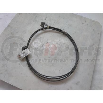 1675703C91 by INTERNATIONAL - Electrical Harness - Light To Light Without Conduit 3700 Mm Long, Navistar Compatible