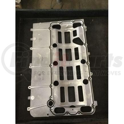 1845436C91 by INTERNATIONAL - Pan Assembly Upper Oil 1652, J650, J750, Recb, Resb, Vt356, Navistar Compatible