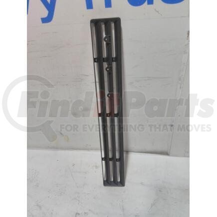 1654268C1 by INTERNATIONAL - GRILLE ASM