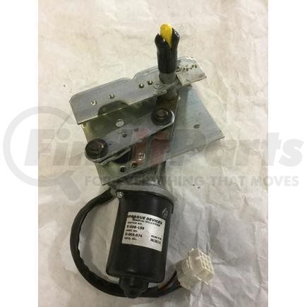 2511786C91 by INTERNATIONAL - Wiper Mounting Bracket, Navistar Compatible