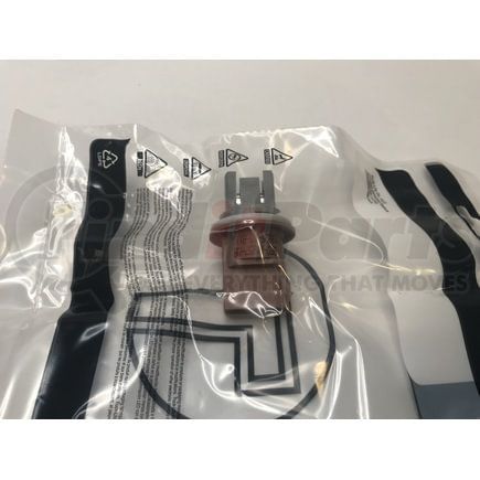 2515085C1 by INTERNATIONAL - Turn Signal Light Socket - 3 Pin, Navistar Compatible