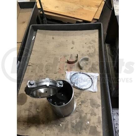 2517649C92 by INTERNATIONAL - PISTON;KIT; POW