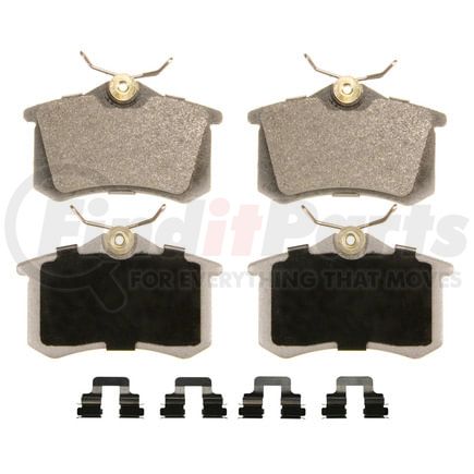 Wagner MX1112 Disc Brake Pad Set Wagner Brake ThermoQuiet MX1112 Semi-Metallic Disc Brake Pad Set