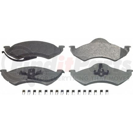 Wagner MX746 Disc Brake Pad Set Wagner Brake ThermoQuiet MX746 Semi-Metallic Disc Brake Pad Set