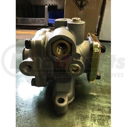 3553712C1 by NAVISTAR - INTERNATIONAL VALVE INVERSION*R-7