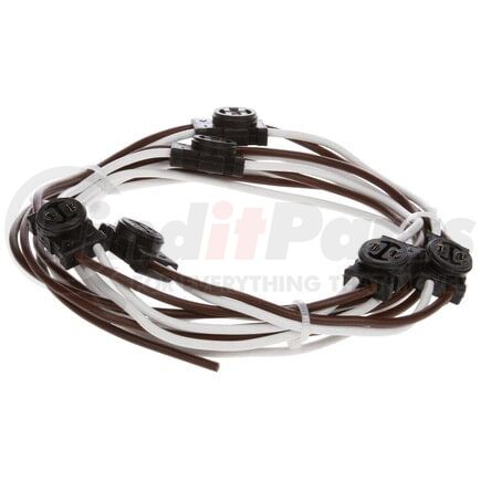 95465 by TRUCK-LITE - 6 Plug, Marker Clearance String, 70.5 in., 4.5 in. Centers, Fit 'N Forget M/C, Stripped End