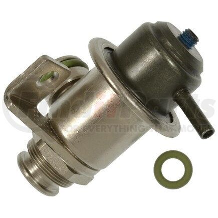 PR556 by STANDARD IGNITION - Fuel Pressure Regulator