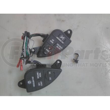 2611198C91 by NAVISTAR - INTERNATIONAL SWITCH,STEERING WHEEL SWITCH