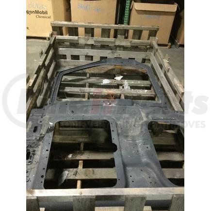 4069624C2E by NAVISTAR - PANEL