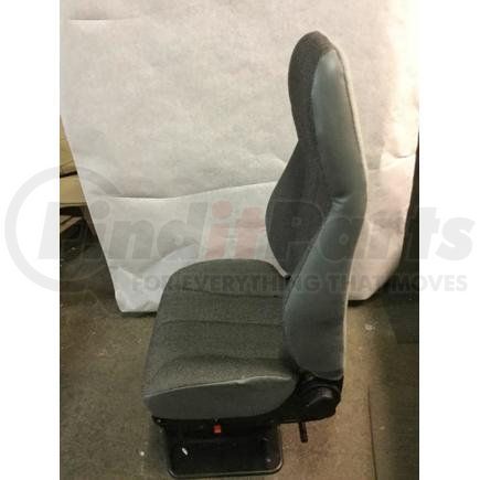 3590588C92 by NAVISTAR - INTERNATIONAL SEAT DRIVER  S HI