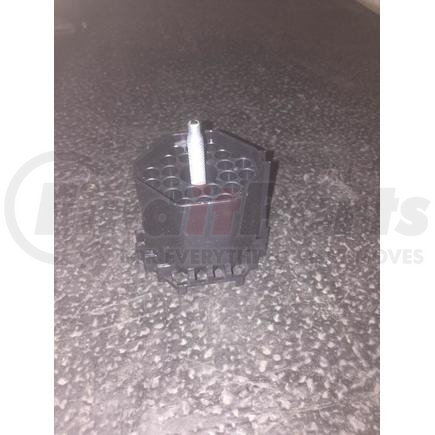 598332C1 by NAVISTAR - INTERNATIONAL BODY CONNECTOR FOR 22 MALE WEA