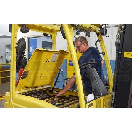 55777 by JJ KELLER - Forklift Training - Streaming Video Training Program - Module 4: Maintaining Your Forklift (Eng)