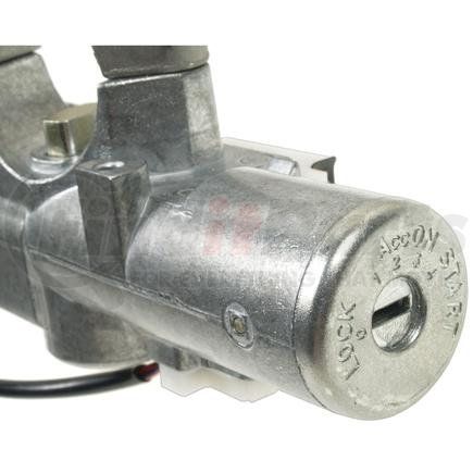 US-682 by STANDARD IGNITION - Intermotor Ignition Switch With Lock Cylinder