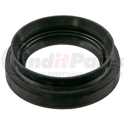 National Seals 711096 National 711096 Drive Axle Shaft Seal