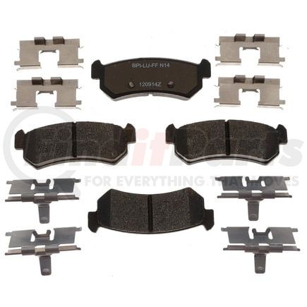 Raybestos MGD1036CH Raybestos R-Line Ceramic Brake Pad Set