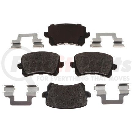 Raybestos MGD1348CH Raybestos R-Line Ceramic Brake Pad Set