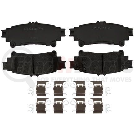 Raybestos MGD1391BCH Raybestos R-Line Ceramic Brake Pad Set