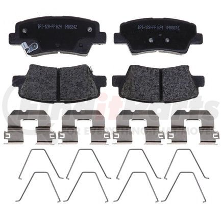 Raybestos MGD2098CH Raybestos R-Line Ceramic Brake Pad Set