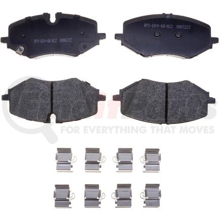 Raybestos MGD2307CH Raybestos R-Line Ceramic Brake Pad Set