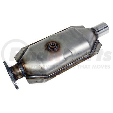 Walker Exhaust 16473 Ultra EPA Direct Fit Catalytic Converter 2.25" Outlet (Outside)