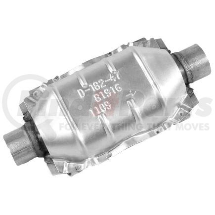 Walker Exhaust 81916 CalCat CARB Universal Catalytic Converter 2" Inlet (Inside)  2" Outlet (Inside)