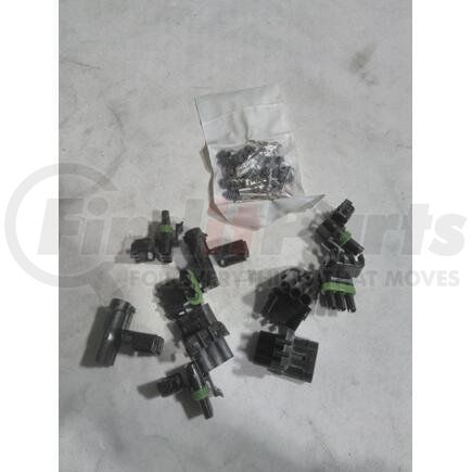 International 2505026C91 Terminal-Tri Prong Kit, Navistar Compatible