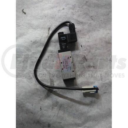 International 2588186C1 Cover Fuel Filter, Navistar Compatible