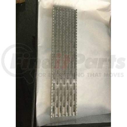 International 556713C2 Battery Box Step, Navistar Compatible