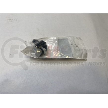 International 3533425C3 FITTING FUEL OUTLET*90 DEG VOS