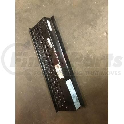 International 1675863C3 Battery Box Step, Navistar Compatible