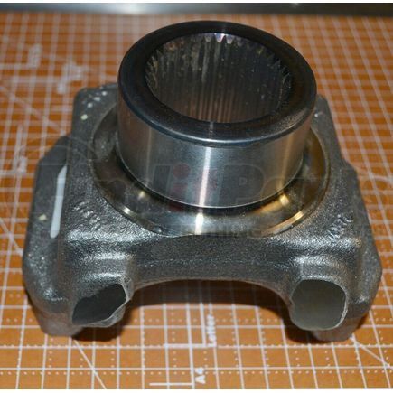 International 2607602C1 Flange End Yoke SPL90, Navistar Compatible