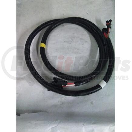 International 3925103C91 CABLE SLPR NO IDLE W/VOLTAGE