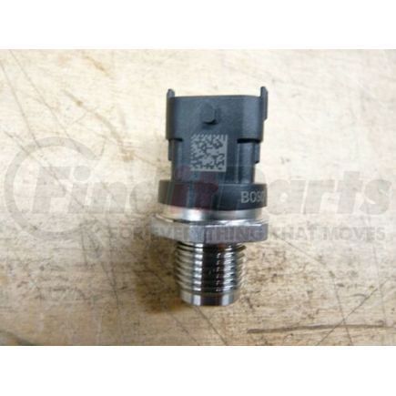 International 3005793C1 Fuel Injection Fuel Rail Pressure Sensor, Navistar Compatible