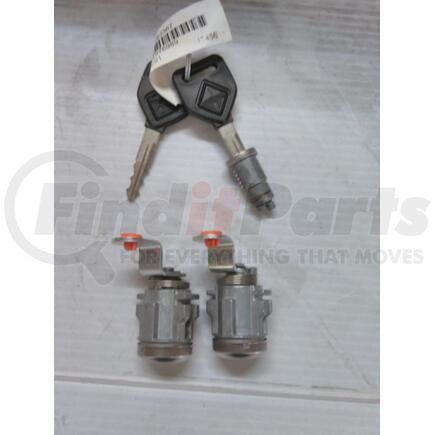 International 2518211C91 Kit, Door Lock, Ignition Lock Kit With 2 Keys I1456, Navistar Compatible