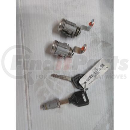 International 2518215C91 Kit, Door Lock, Ignition Lock Kit With 2 Keys I0774, Navistar Compatible