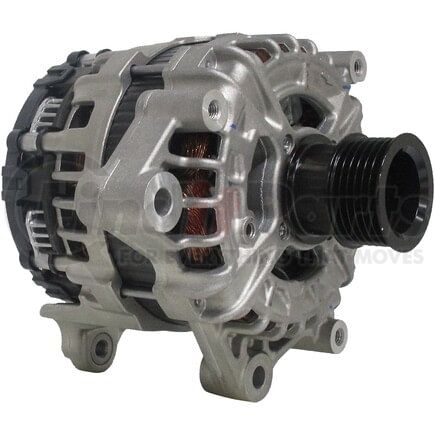 MPA Electrical 14060 Alternator - 12V, Bosch, CW (Right), with Pulley, Internal Regulator