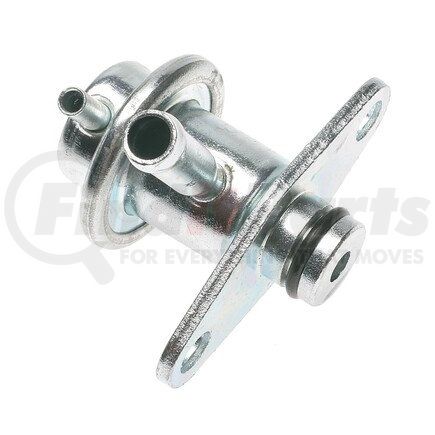 Standard Ignition PR181 Fuel Pressure Regulator - Gas, Angled Type, 50 psi, for Various Vehicles