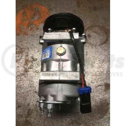 Navistar 3615169C4 A/C Compressor