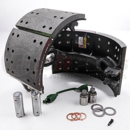 Meritor XK2124707QP Drum Brake Shoe Kit - 7.00" Width, Platinum Shield III Coating, for 16.50" Brake