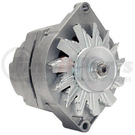 MPA Electrical 7134109 Alternator - 12V, Delco, CW (Right), with Pulley, Internal Regulator