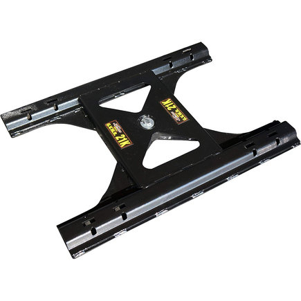 Fifth Wheel Trailer Hitch Rail