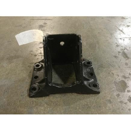 Freightliner Engine Crossmember Bracket