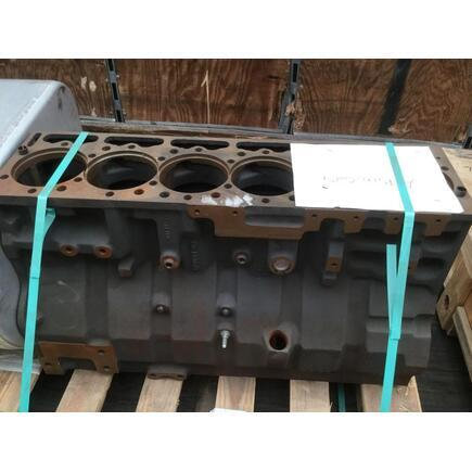 GMC Sierra 3500 HD Engine Crankshaft Cover