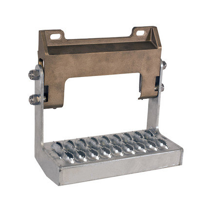 Mack Bumper Step