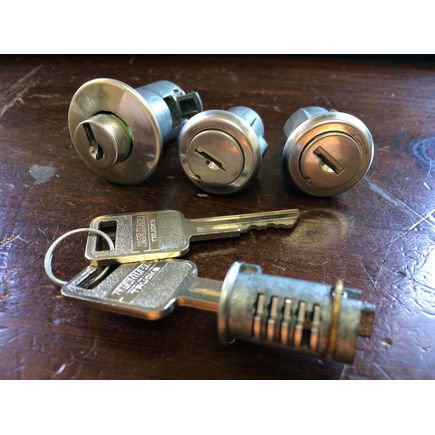Door and Ignition Lock Set